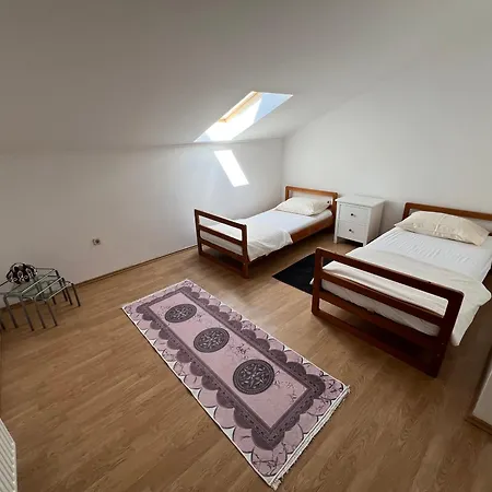 Hébergement de vacances Nur Ivisovo Greblje